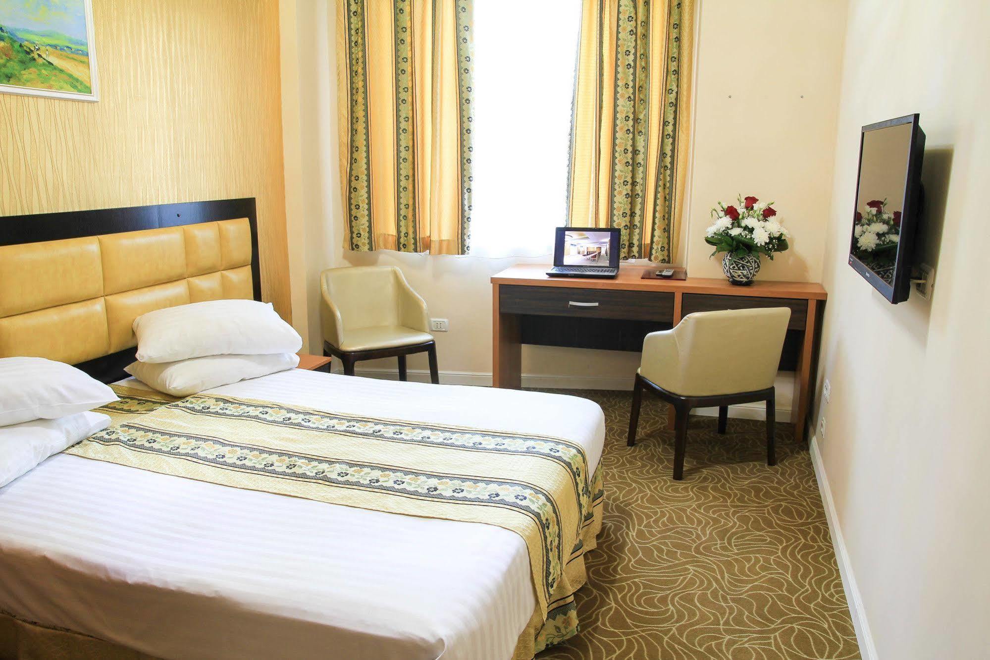 Best Western Hotel Lev Or I Bucharest Exterior photo